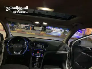  12 هونداي ايونك 2018 بسعر مغري