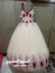  18 بدلات عرايس للبيع