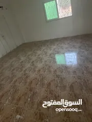  6 شقه للبيع في كفر يوبا