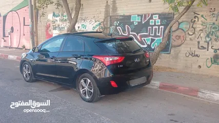  8 هيونداي i30 سنة 2016. مع فتحةوط بانوراما. نخب لقطه