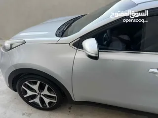  5 كيا سبورتاج 2000 4*4
