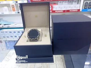  3 Huawei watch ultimate design