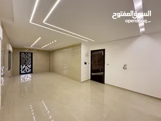  16 شقة أرضية للبيع في البنيات بالقرب من مدارس الاصالة والمعاصرة 150م مع ترس وكراج خاص