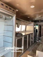  13 باص مرسيدس مفصل مطعم للبيع