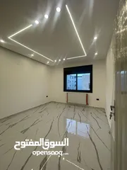  25 بالاقساط شقة في تلاع العلي بتشطيب فندقي من المالك مباشرة شارع احد بناء حديث