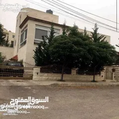  10 .دابوق فيلا مستقله البناء قرب مطعم ديرهلي