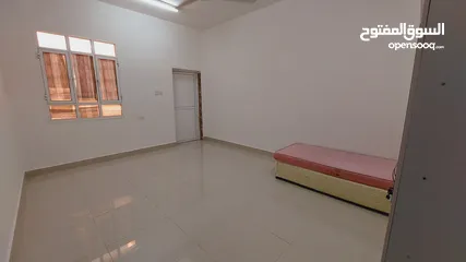  2 غرفة مؤثثه في سكن راقي للشباب العمانين (شامل الخدمات )