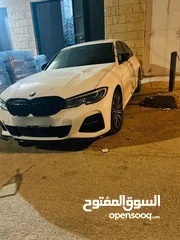  4 بي ام دبليو 330e بلجن هايبرد