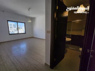  7 شقة فارغة للبيع بين الدوار الرابع و الخامس - ref: 14595