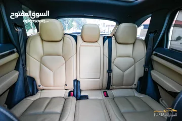  10 Porsche Cayenne S 2015