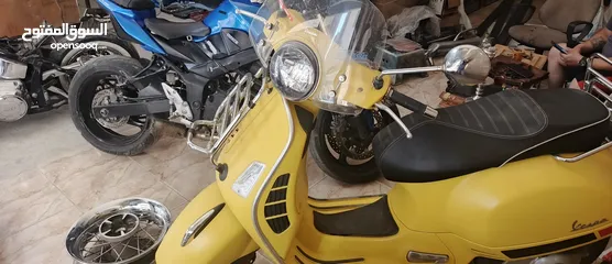  2 Vespa GTS Super 300 فيسبا جي تي اس سوبر 300  موديل ال2018 بحالة الوكالة