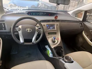  2 تويوتا بريوس 2012 للبيع