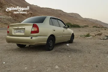  4 هونداي فيرنا موديل 2000