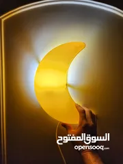  6 أضواء ايكيا تعلق على الحائط شكل هلال لون اصفر مستعمل للبيع بحالة جيدة عدد 2
