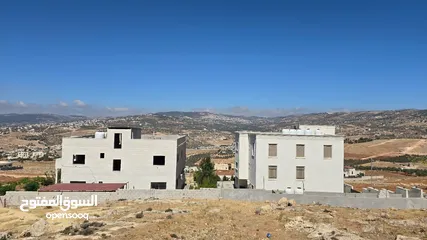  7 1 دونم على طريق اربد جرش القديم مباشره بعد مبنى المحافظه على اليسار