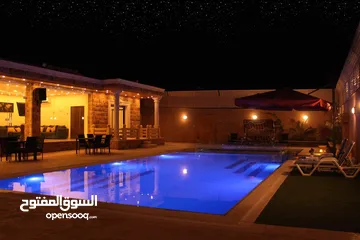  3 شاليه VIP بتصميم مميز وعصري للبيع