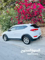  1 هيونداي توسان 2015