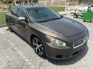  2 Maxima 2014 - GCC - Very Good Condition