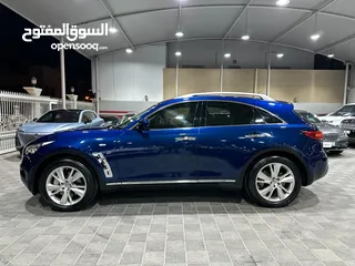  8 Infiniti QX 70 V6 3.7