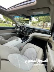  14 كامري XLE فول مواصفات بحادث بسيط جدا