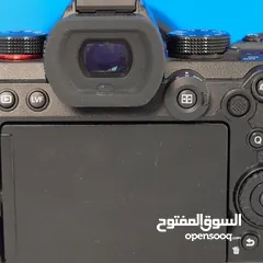  2 كاميرا فل فريم Lumix S5