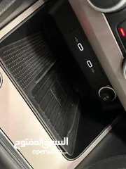  13 سيات. اتيكا.