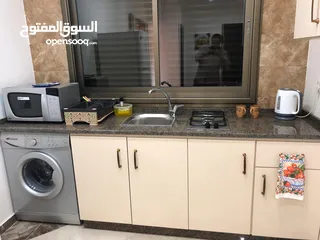  8 شفة مفروشة للايجار في ضاحية الرشيد