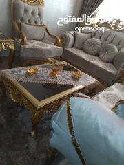  2 اثاث جلوس طقم كنب جديد للبيع بالاضافه إلى طقم طاولات 7 مقاعد
