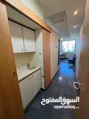  8 مكتب في بلازا  الخالدي الطبي  ممييييز جدا جدا