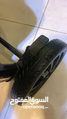  2 عرباي شيكو بحالة جيدة لون اسود