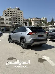  17 تويوتا RAV4 ترخيص 2022 محرك 2500 هايبرد