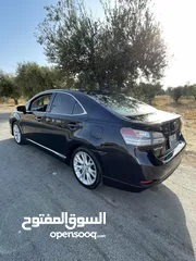  1 لكزس HS250 موديل 2010 اعلى صنف   ( للبيع المستعجل)