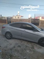  2 اكسنت ماطور 1600 ديزل اوتمات 4 غيار  برايفت 2013 ترخيص 2012