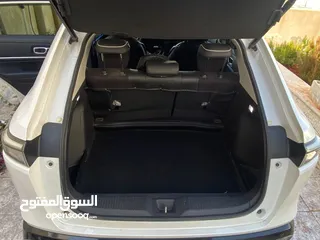  10 سيارة هوندا e.ns1 2022 فئة e3 للبيع