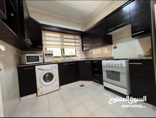  4 شقة مفروشة للايجار في عبدون