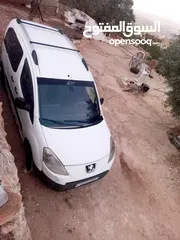  15 بيجو بارتنر