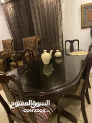  3 طقم كنب لون بني مع طاولة سفرة بني خشب لاته + زان