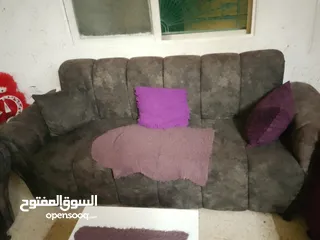  3 طقم كنب خشب لاتيه 18 في حاله جيده جدا