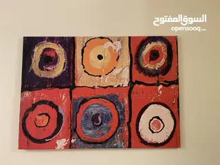 6 Canvas paintings/wall coverings