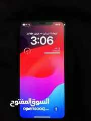  2 ايفون 11برو ماكس نضافه 100/100السعر550 اقره الوصف