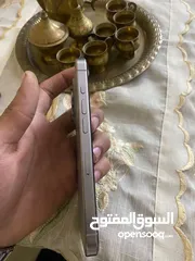  8 iPhone 15 pro.