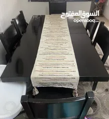  1 طاولة سفرة مستعملة للبيع