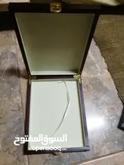  4 دروع تذكاريه