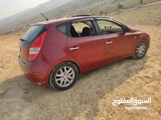  12 هيوندايi30 للبيع