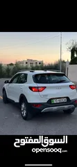  8 Kia stonic 2022 full option available for rent