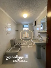  10 شقة / للايجار / 3نوم / سابع / 200 متر