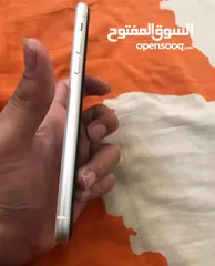  2 آيفون 11 .