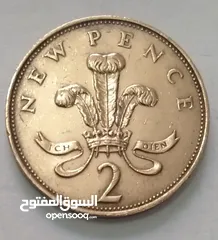  2 2 نيو بينس إليزابيث 1971 + مجموعه من العملات القديمه النقديه والورقيه بحاله ممتازه