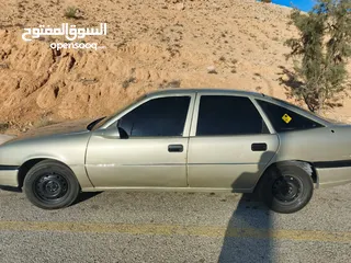  1 أوبل فكترا موديل ال 90 او قابل للبدل