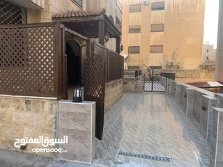  12 شقة ارضية للبيع ضاحية الرشيد خلف الجامعة الاردنية